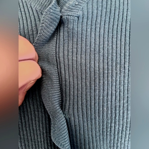 NWT Vila Milano/ Sweater/ Airforce Blue/ Sheer Floral Bubble Sleeves/ Size US XS - Picture 13 of 14